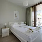 Hub 4*