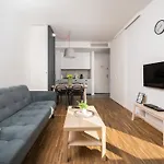 Hub 4* Varsovie