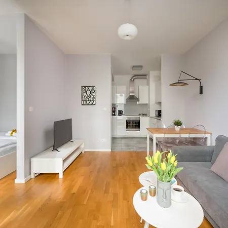 Hub Apartment